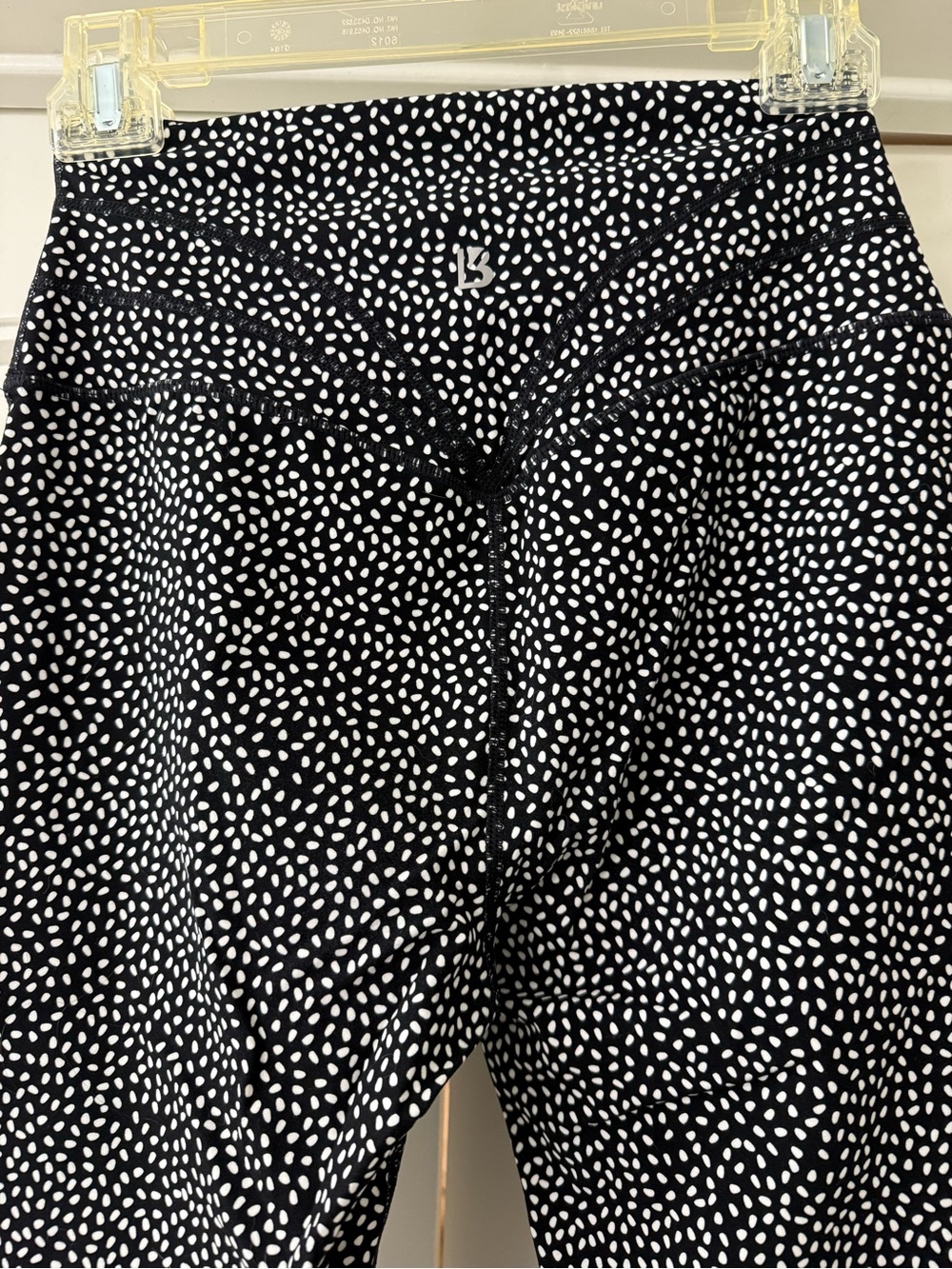 Buffbunny Women’s Black & White Dot High-Rise Leggings